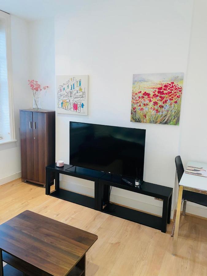 Amazing 2 Bedroom Apartment Лондон Экстерьер фото